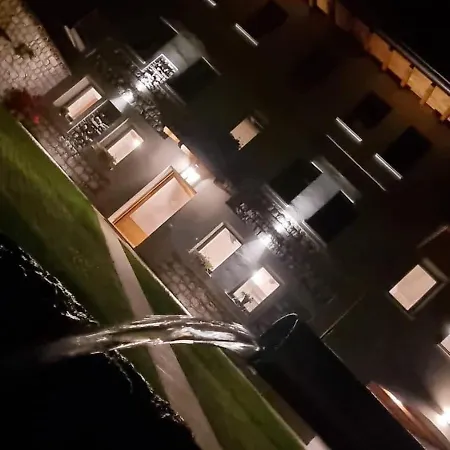 La Casa Di Elsa Panzió